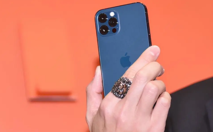 牟平苹果手机维修分享iPhone12系列重启方法教程 